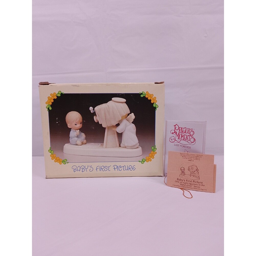 Precious Moments Jonathan & David E-2841 Baby's First Picture 1983 Retired